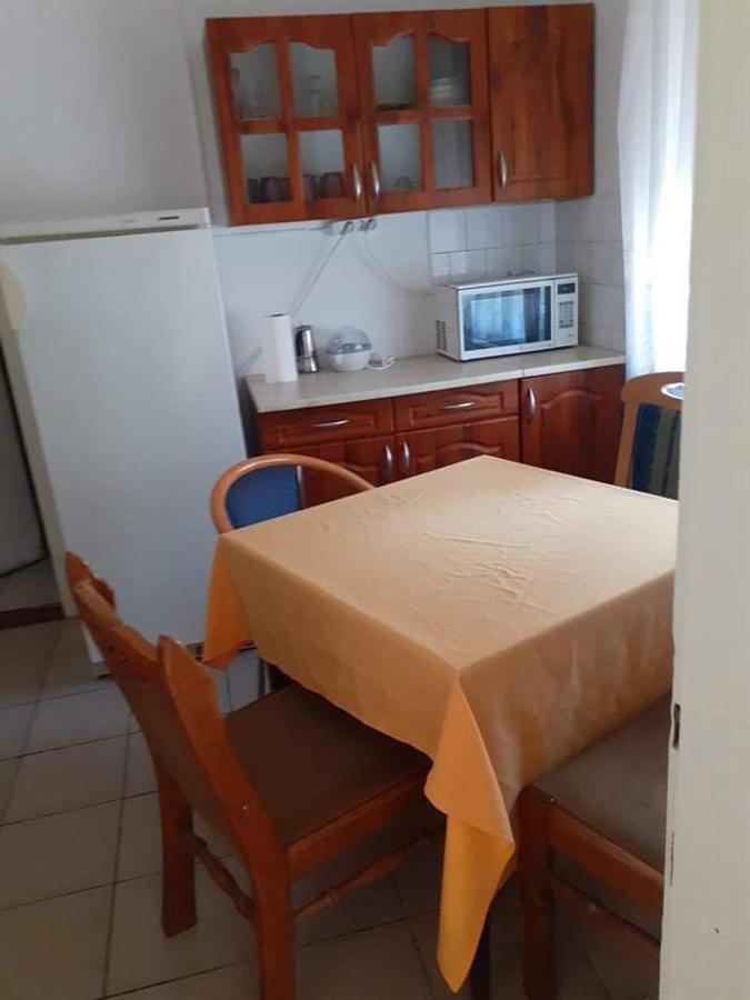 Gasthaus Pihenes A Malomtonal Privat Berlemeny Tapolca Exterior foto